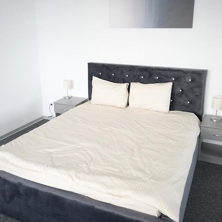 אוטופן Luana Airport Apartments #5 מראה חיצוני תמונה