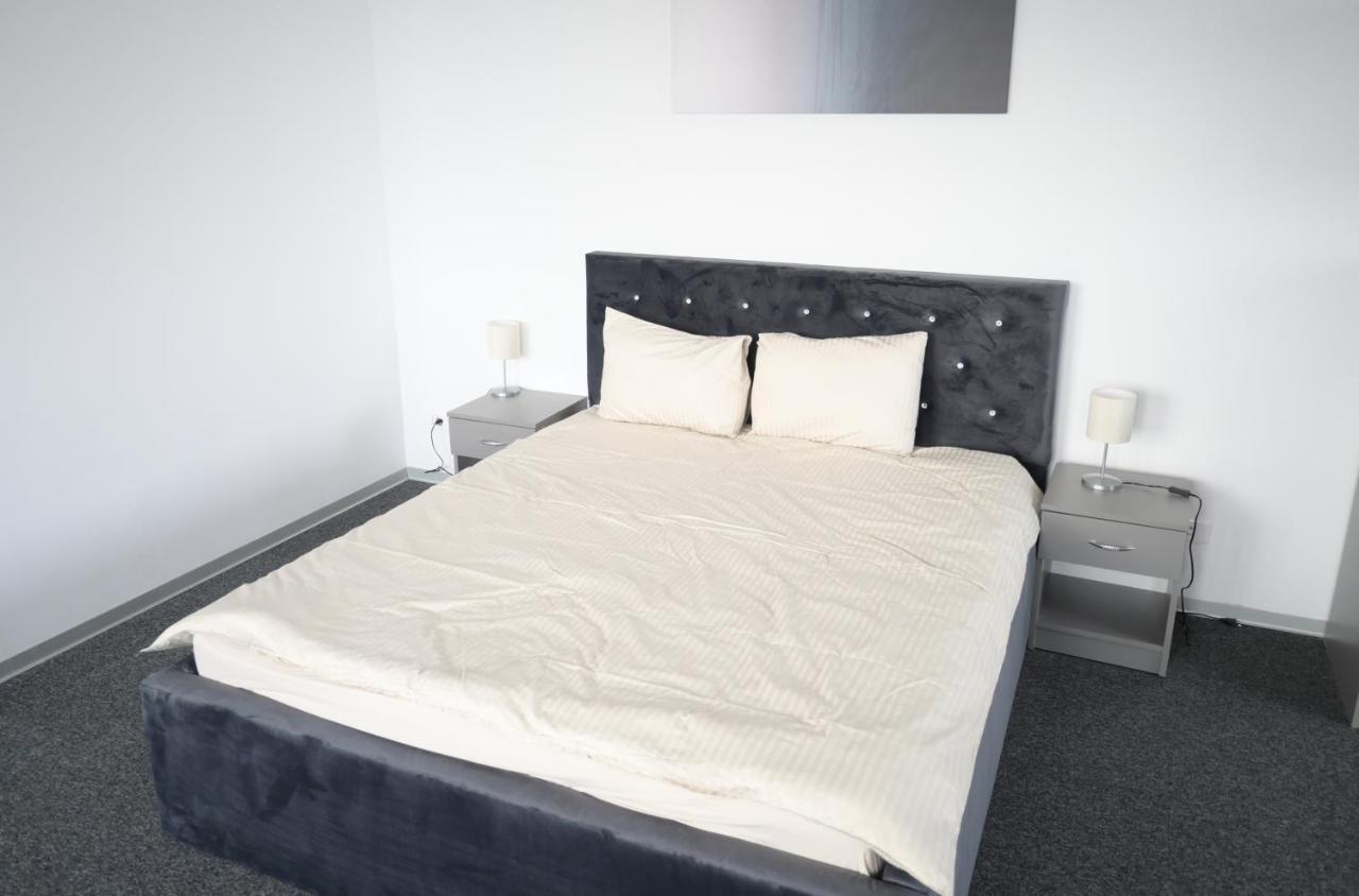 אוטופן Luana Airport Apartments #5 מראה חיצוני תמונה